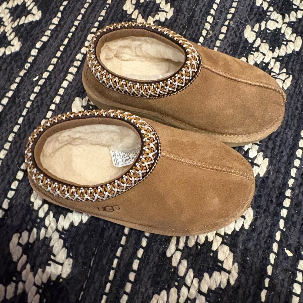 UGG Tasman Slippers